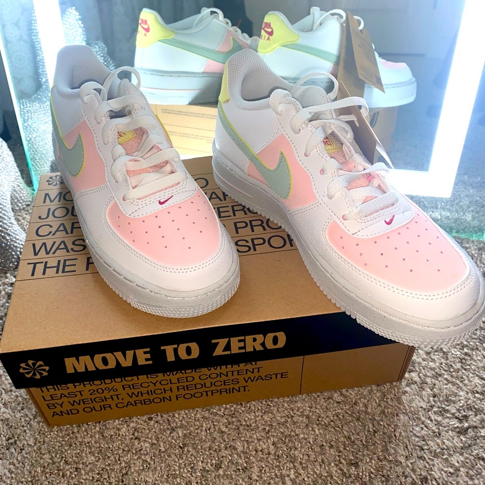 Nike Airforce 1 ⭐️ - Picture 2 of 6